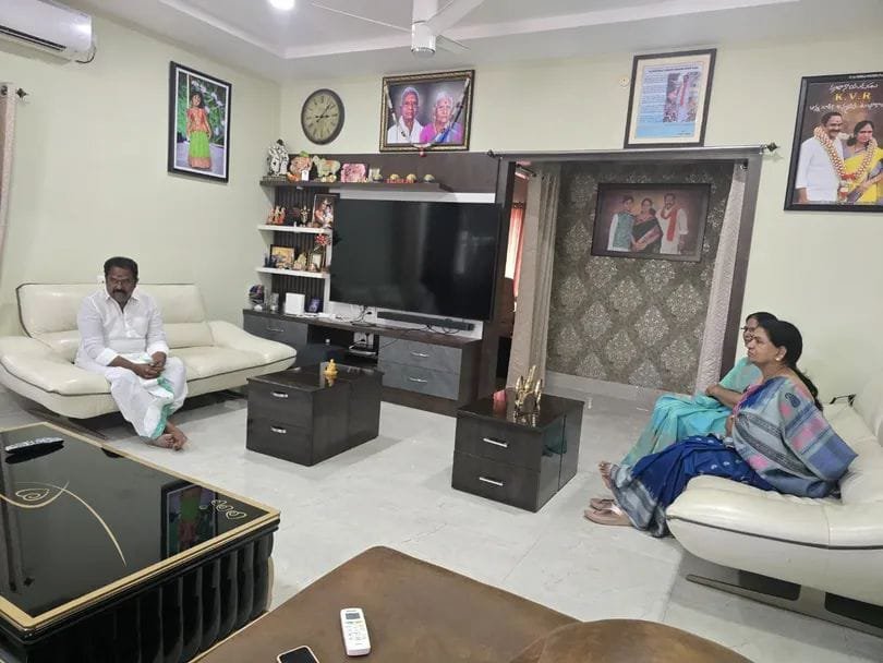 MP DK Aruna visits Kamareddy MLA