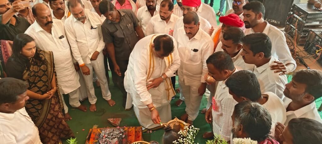 The services rendered by Sevalal Maharaj are unforgettable.