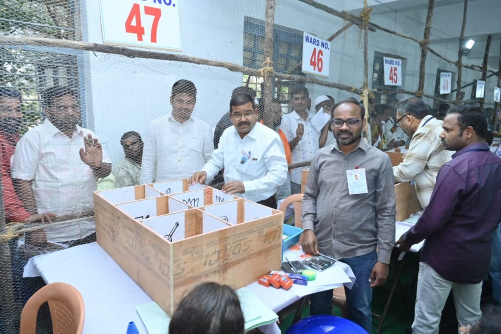 ప్రారంభమైన మున్సిపల్ ఓట్ల  లెక్కింపు