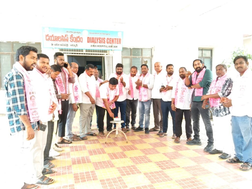 తెలంగాణ రాష్ట్ర సాధనలో కే‌సీఆర్  పాత్ర చారిత్రాత్మకమం