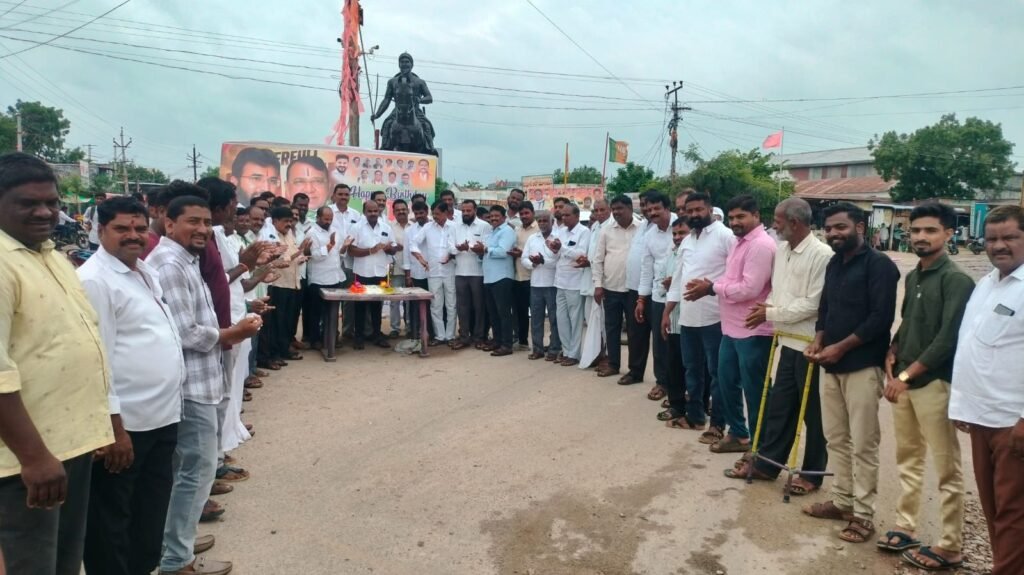 ఘనంగా మాజీ డిసిసిబీ చైర్మన్ జన్మదిన వేడుకలు