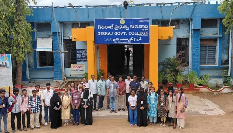 'Anna-Akka' Mentorship at Giriraj Government Degree College