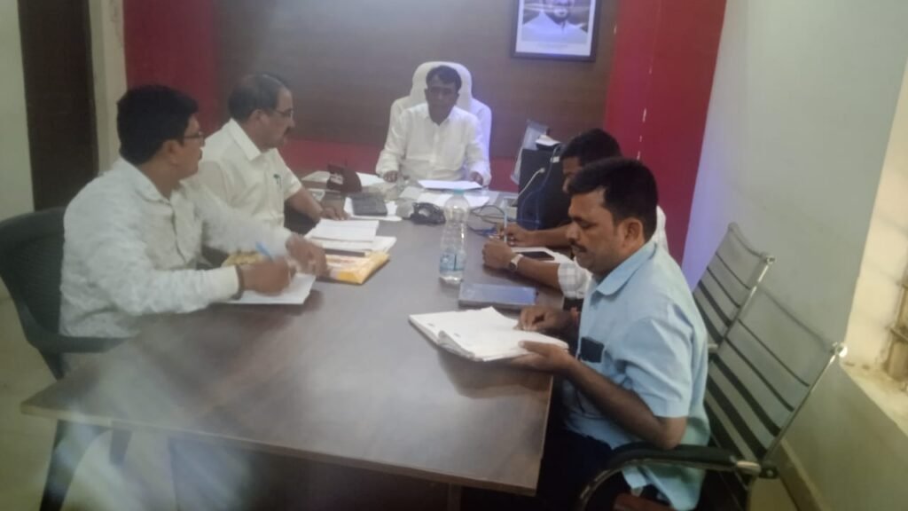 జుక్కల్ ప్రజావాణికి రెండు దరఖాస్తులు మాత్రమే…