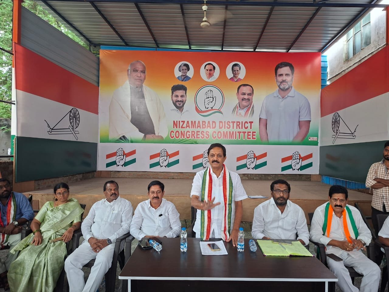 Every party worker must participate in the survey process with sincerity.