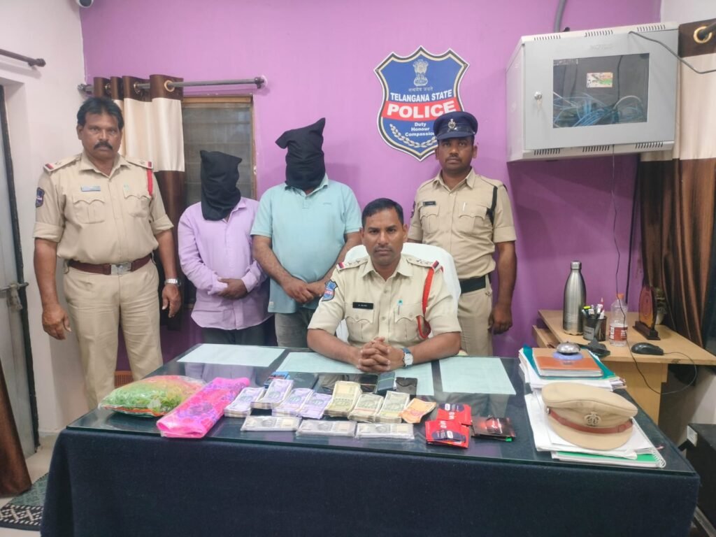 నకిలీ కరెన్సీ చలామణి ముఠా గుట్టురట్టు
