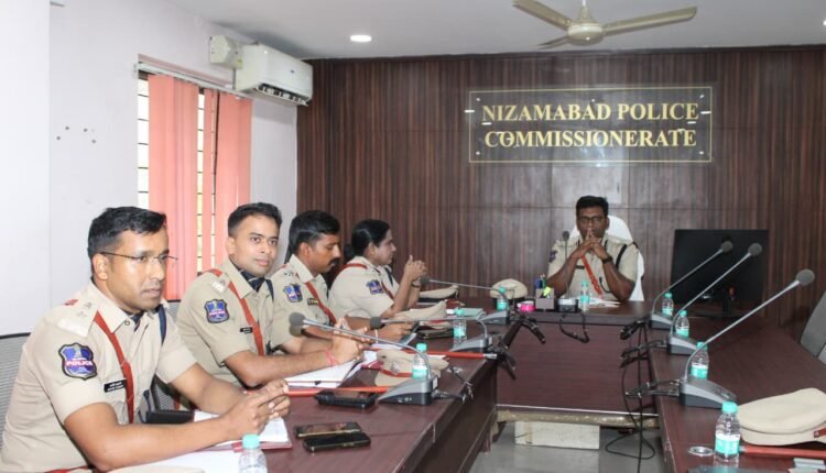 Priority should be given to friendly policing and remaining accessible to the public.
