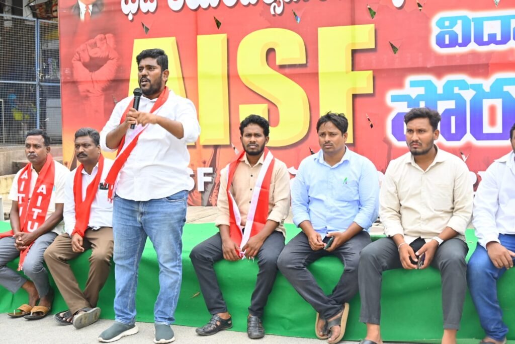 ఫీజు రీఎంబర్స్ మెంట్ ఇవ్వకపోతే రేవంత్ రెడ్డి రాజీనామా చేయాలి