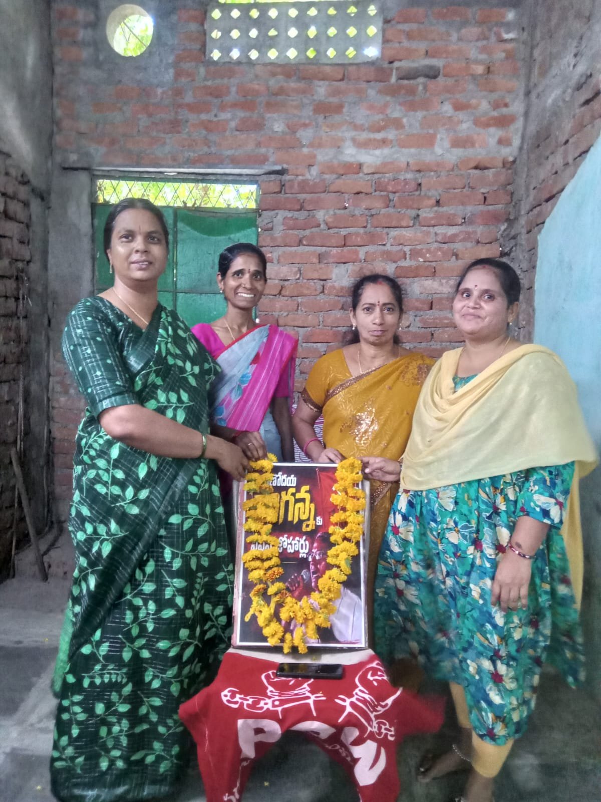 Progressive Women's Organization pays tribute to Comrade Arunodaya Naganna.