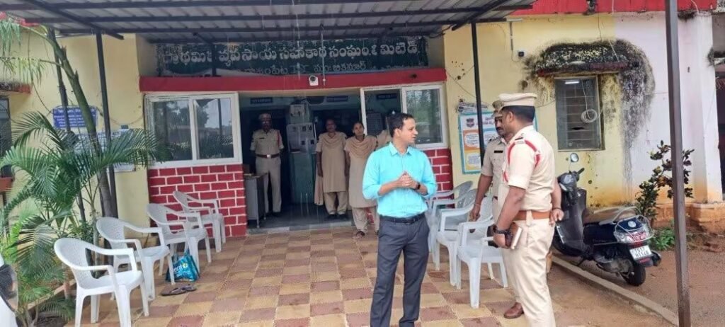 District SP conducts surprise inspection of Rajampet police station.