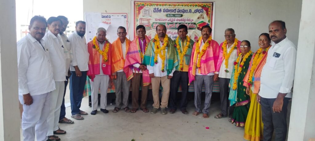 సంఘ అభివృద్ధికి అందరూ పాటు పడాలి