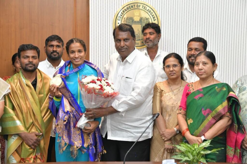 తెలంగాణకు గర్వకారణంగా నిలిచిన నారిమల్ల ప్రవళిక