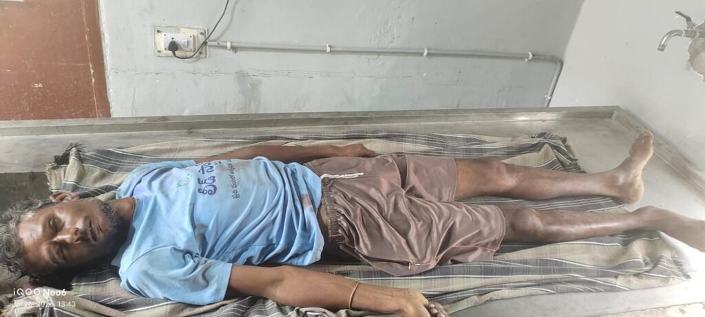 ఉరి వేసుకుని ఓ వ్యక్తి ఆత్మహత్య…
