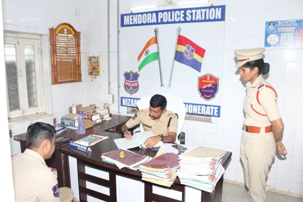 సరిహద్దుల రాకపోకలపై ఎల్లప్పుడు నిఘా వ్యవస్థ ఉండాలి