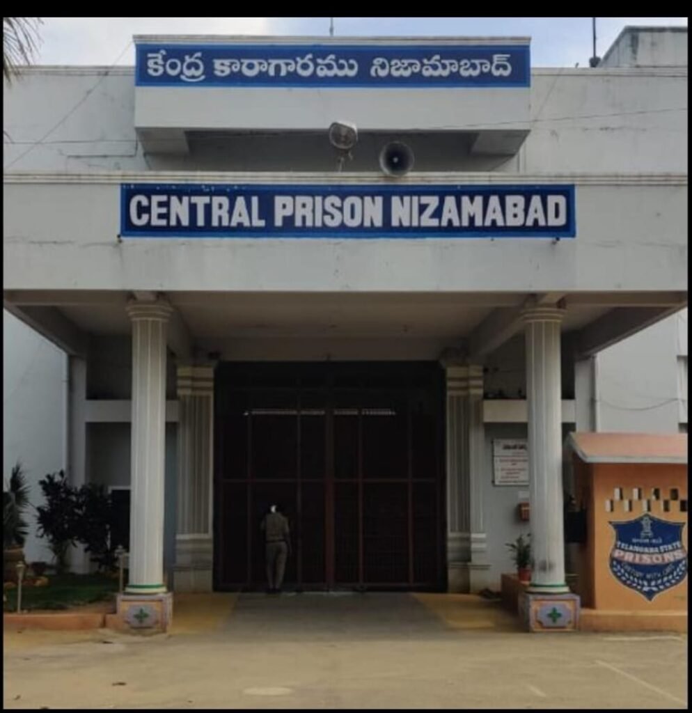 Warder meets remand prisoner