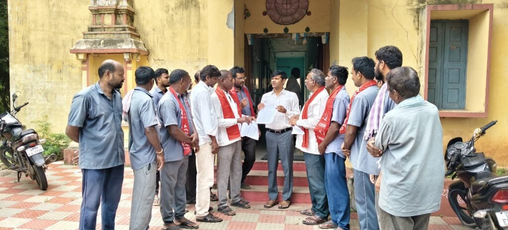 హమాలీ కార్మికుల సమస్యలు పరిష్కరించాలి