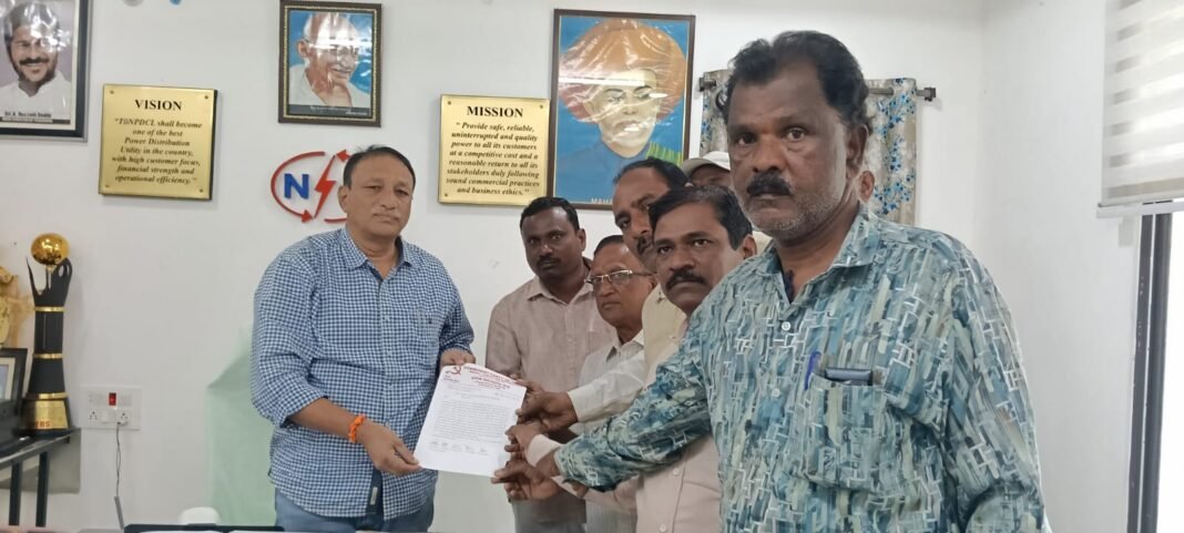 The problems faced by the residents of Lalithanagar must be resolved immediately.