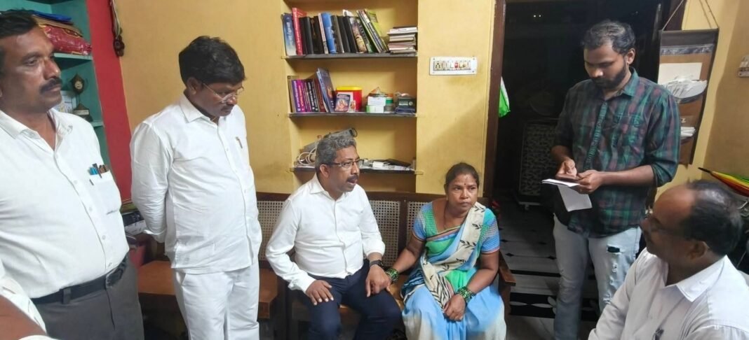 Senior Counsel V. Raghunath consoles Bogini Mallayya's family.
