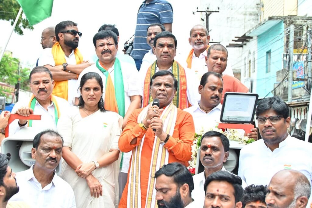తిరంగా ర్యాలీతో గుండె నిండా దేశభక్తి