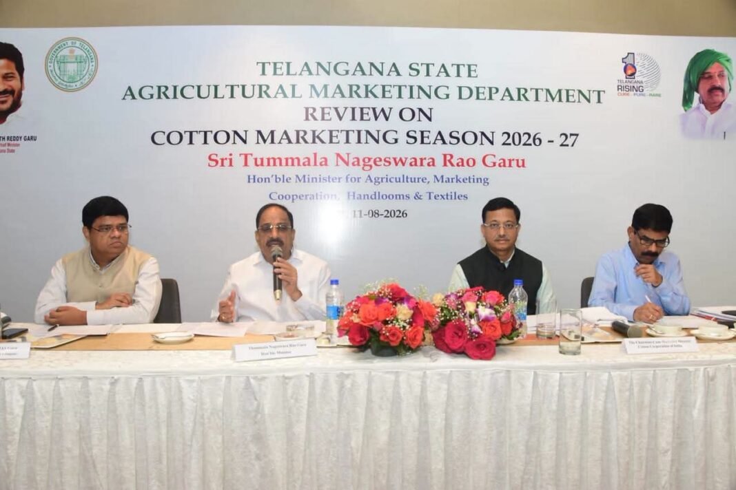 Ensure that farmers face no difficulties during cotton procurement.