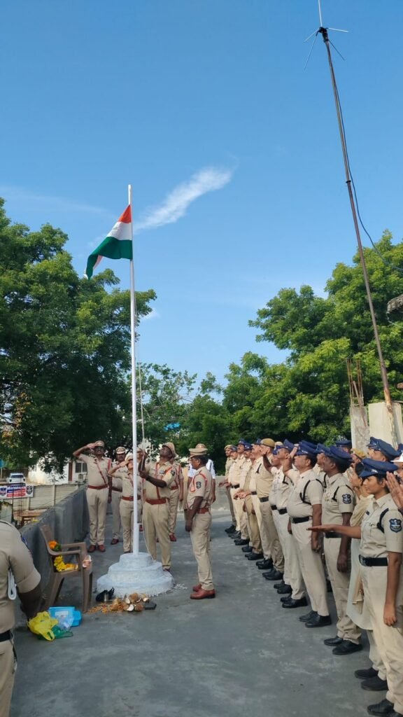 Independence Day celebrations held on a grand scale in Banswada.