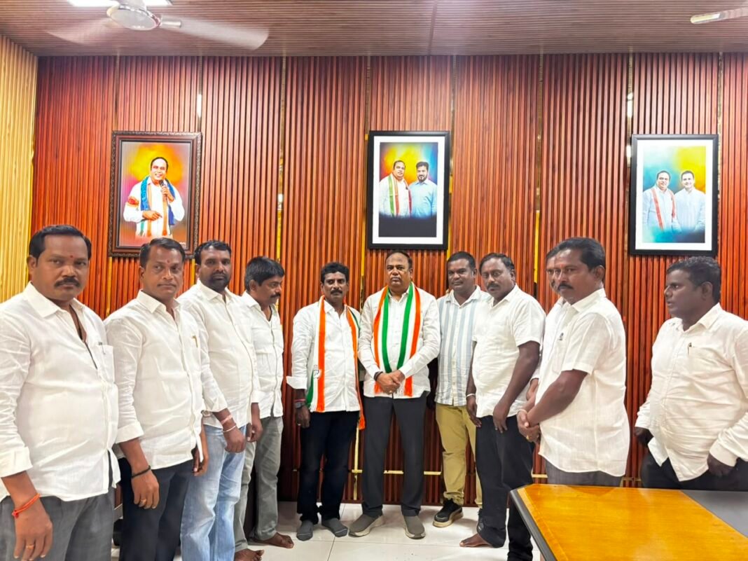 Former District General Secretary of TNGO joins Congress