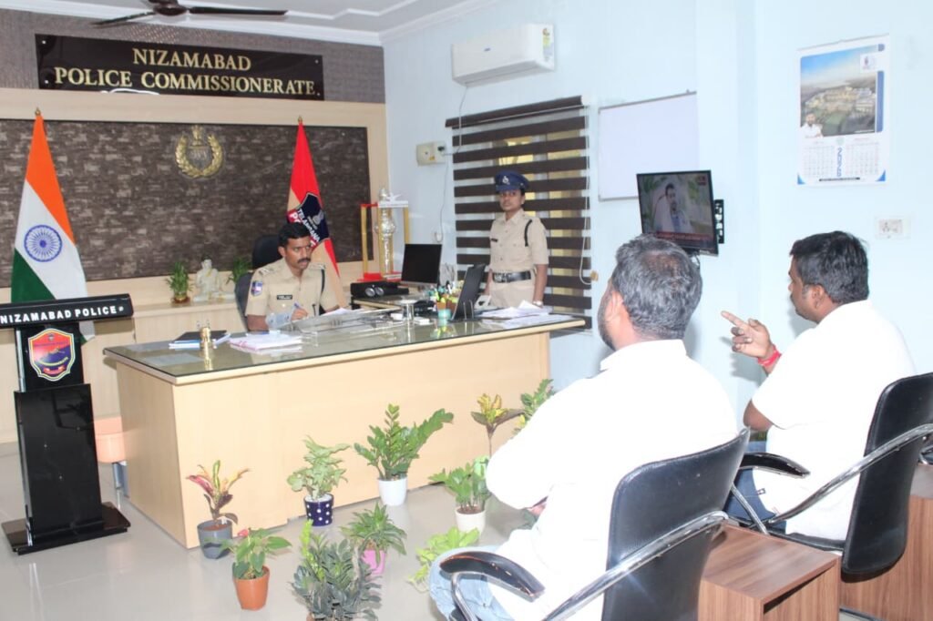 CP receives 30 complaints at Police Prajavani