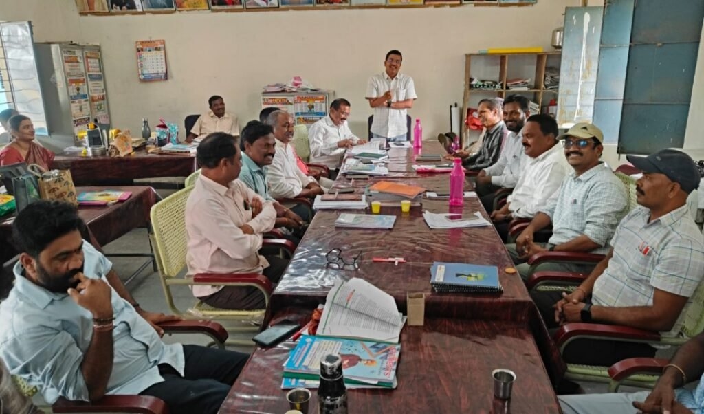 ఏర్గట్ల ఉన్నత పాఠశాలను సందర్శించిన జిల్లా తనిఖీ బృందం