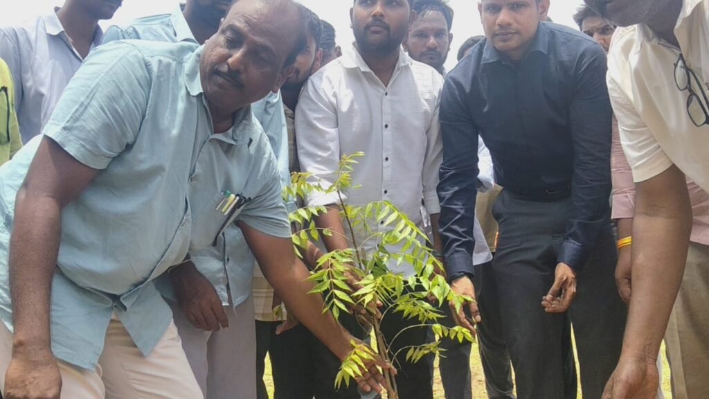 Assistant Collector conducts surprise inspection at government school.