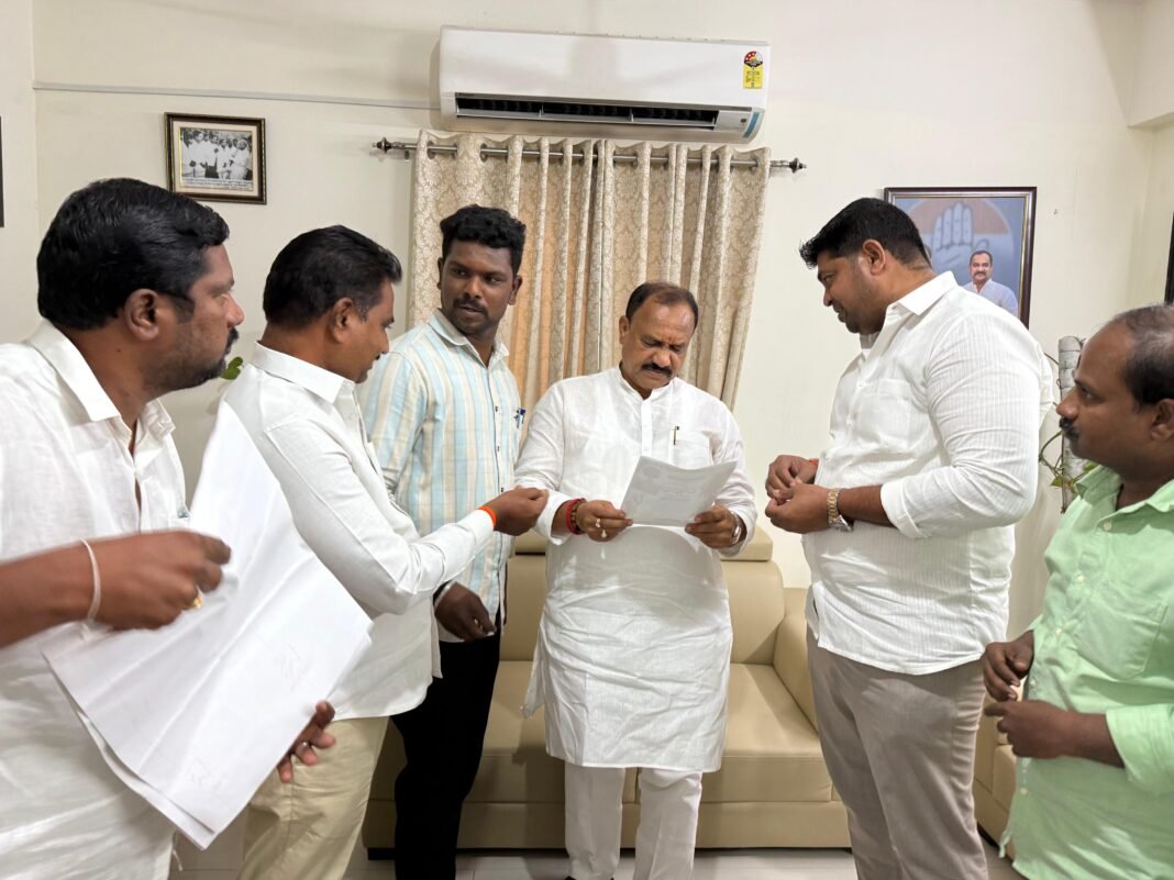 TPCC President invited to TNGOs' Bonalu festival.