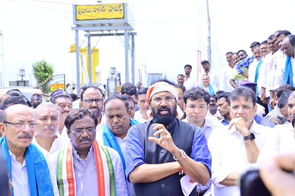 Ministers and MLAs visited SRSP.