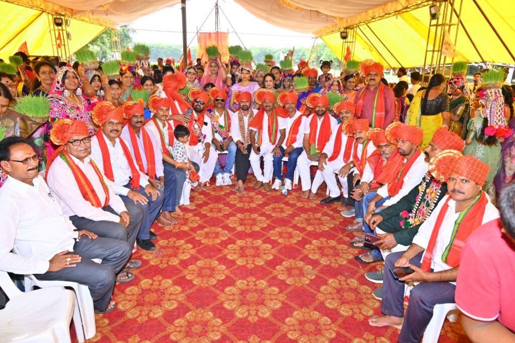 Teej celebrations conclude on a grand note.