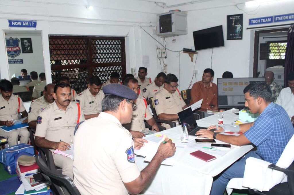 Robust measures must be taken to control crime.
