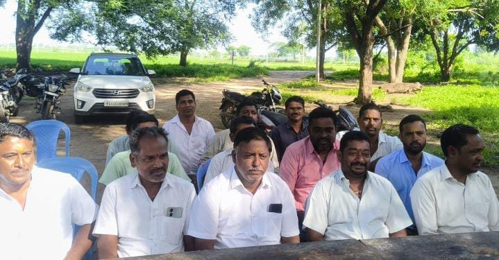 Dominance of the Upa-Sarpanch in the Gram Panchayat