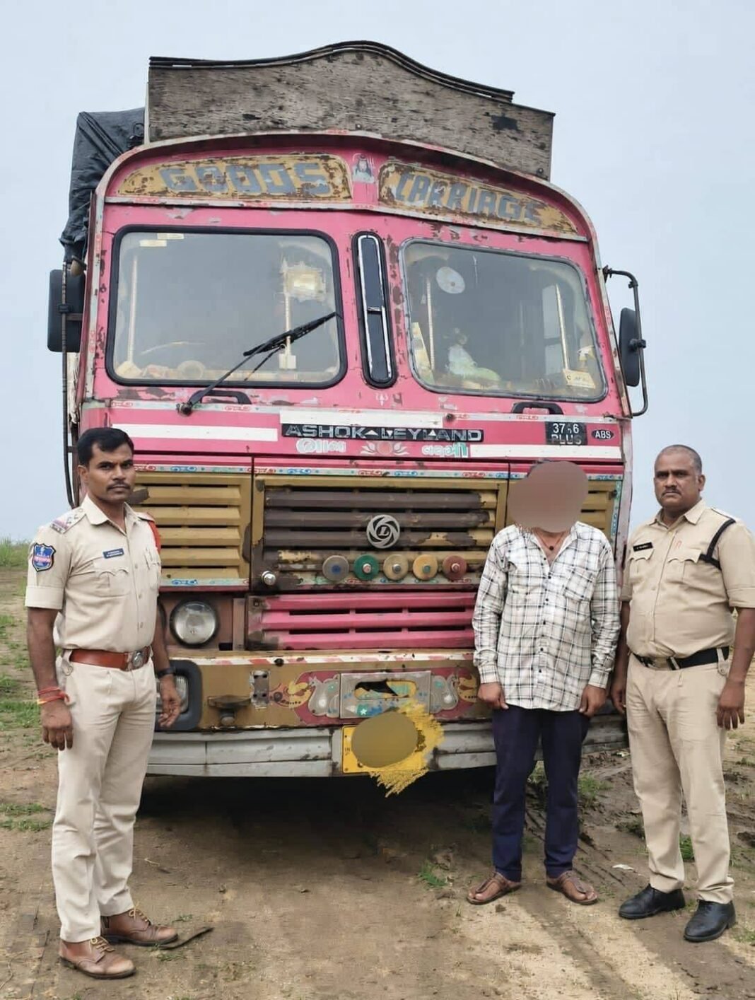 30 tonnes of illegally transported ration rice seized.