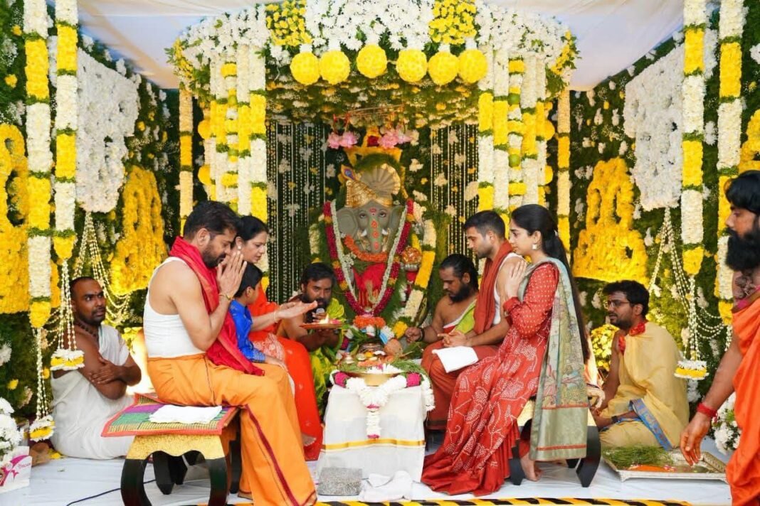 Chief Minister Revanth Reddy offers prayers to Lord Ganesha