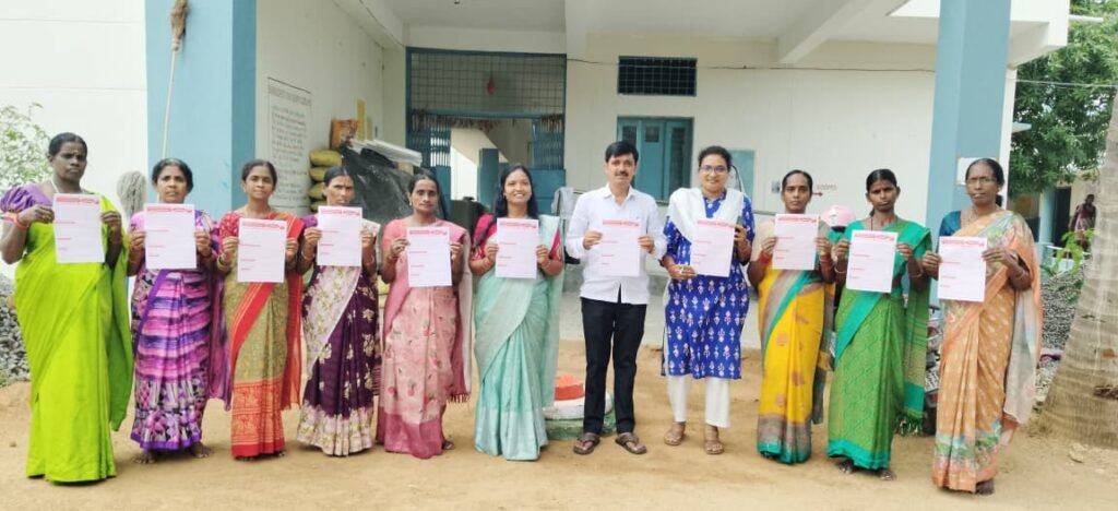 హైదరాబాద్ లో జరిగే కేజీబీవీ మహాధర్నా కరపత్రాల ఆవిష్కరణ
