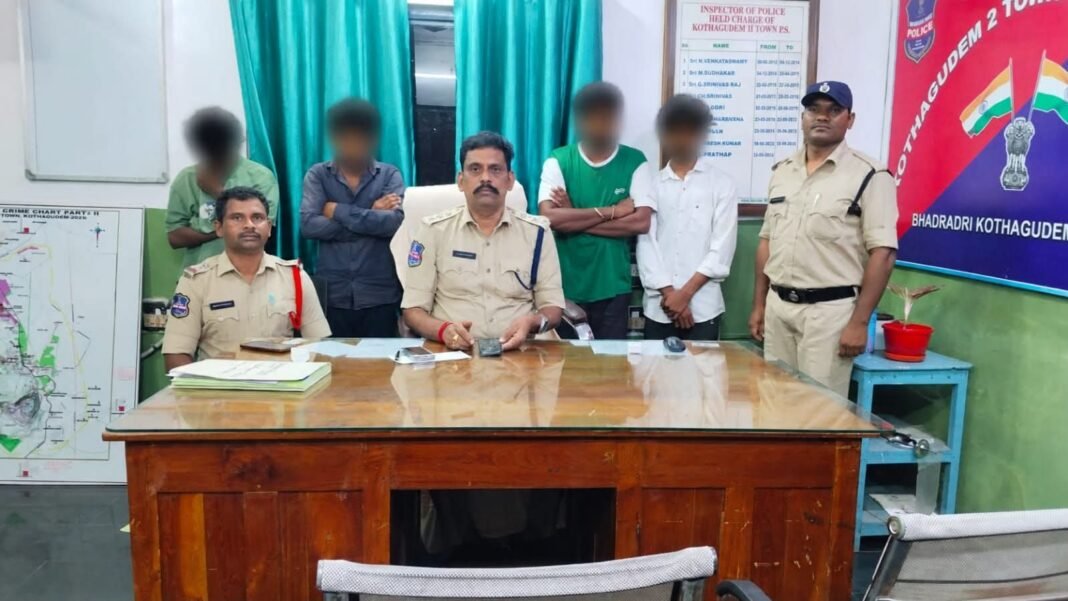Four youths arrested for creating a ruckus with a sword during the Ganesh immersion procession