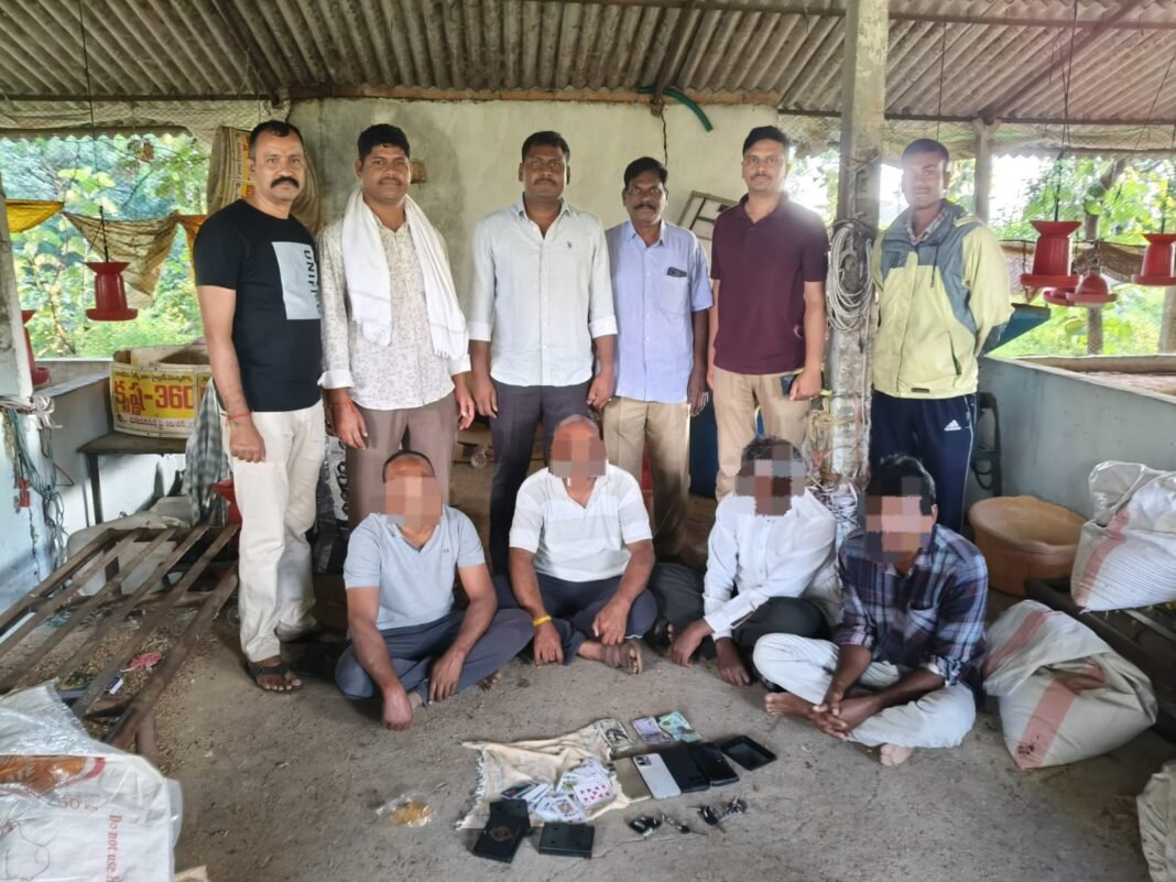 Police raid on a gambling den.