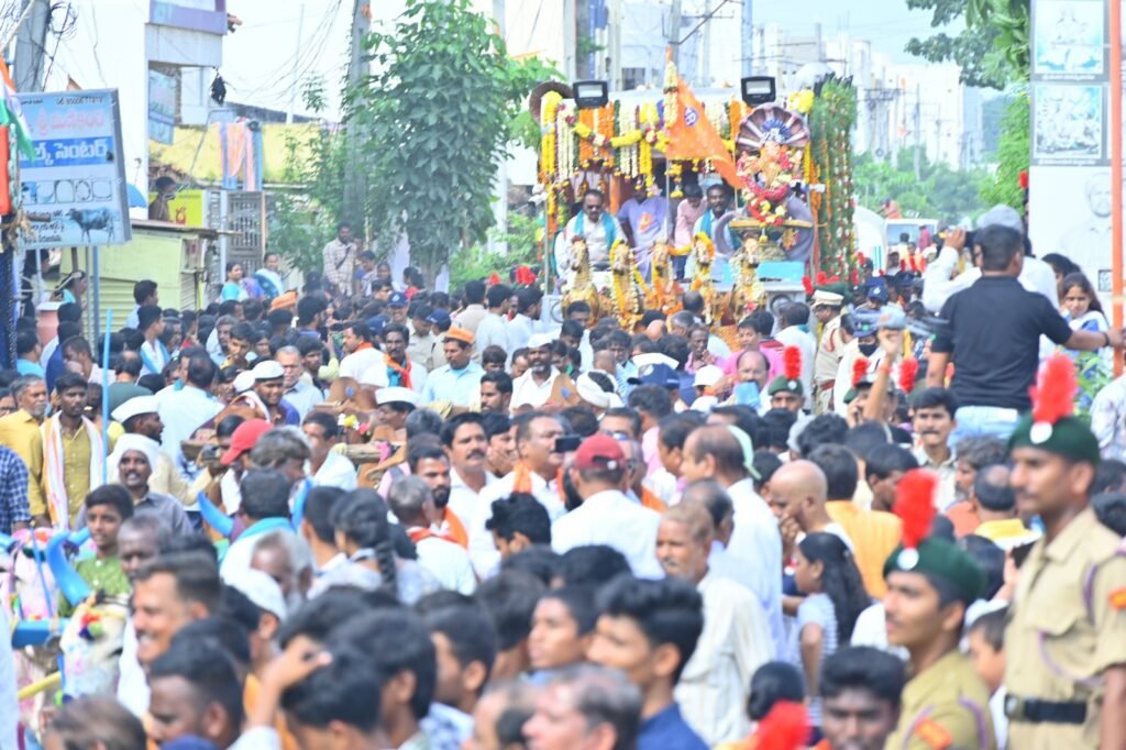Nizamabad Ganesh immersion procession begins