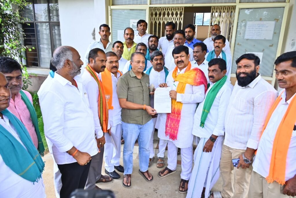 వ్యవసాయానికి 18 గంటల నిరంతర విద్యుత్ ఇవ్వాలి