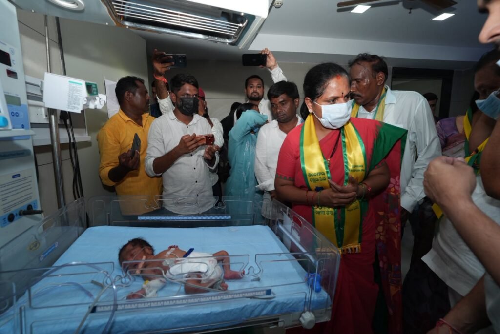 రిమ్స్ లో చిన్నారుల మరణాలు ప్రభుత్వ హత్యలే