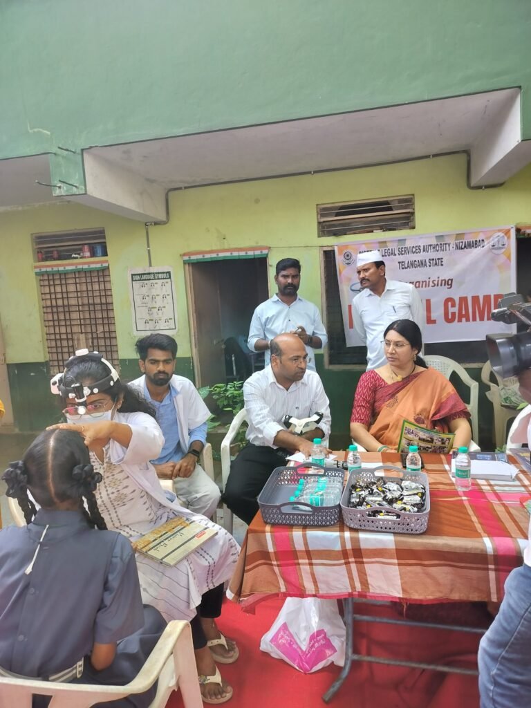 సైగలతో మాటల మూటలు విప్పుకునే దివ్యాంగులకు అండగా నిలుద్దాం