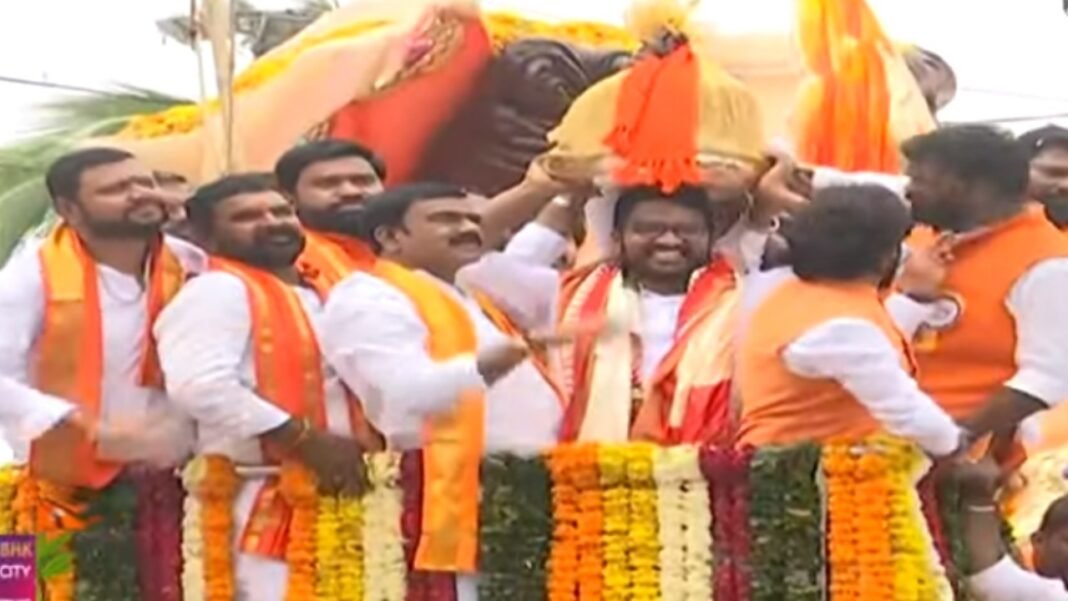 Balapur Laddu Prasadam fetches a price of Rs 39 lakh.