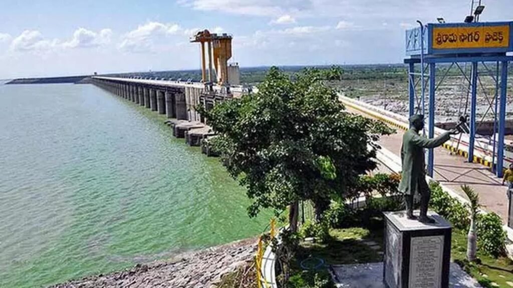 గణేష్ నిమజ్జనానికి ఎస్సారెస్పీ నీటి విడుదల