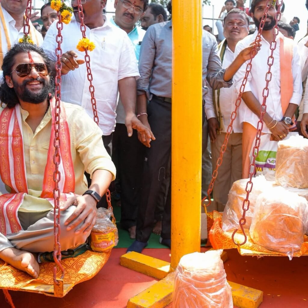 Film actor Nani visited the Sammakka-Saralamma shrine.