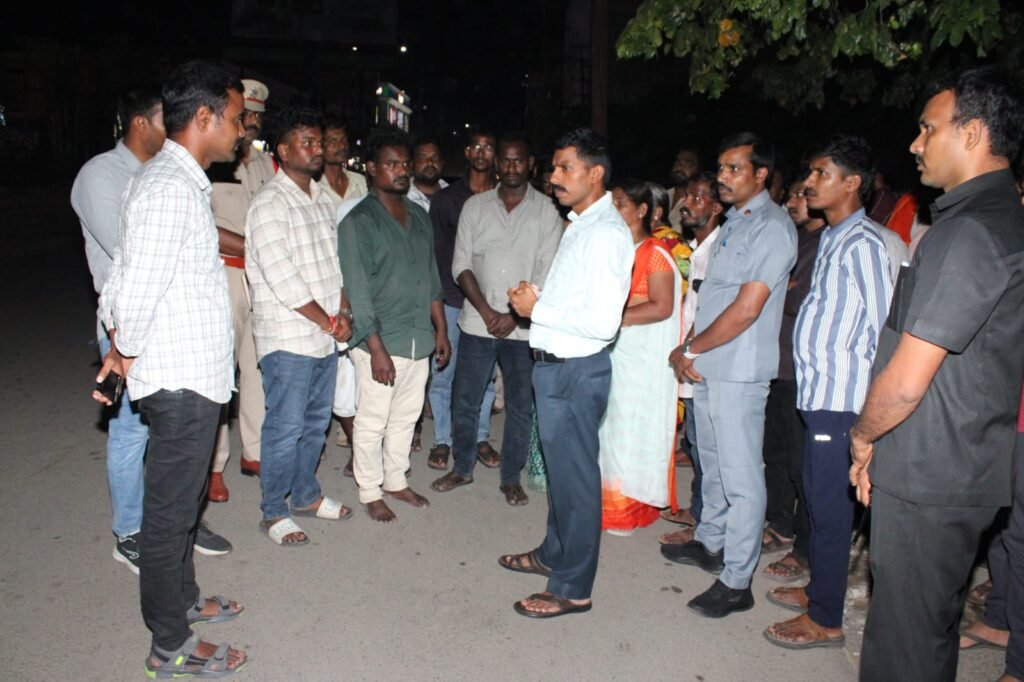 తప్పిపోయిన చిన్నారి కుటుంబ సభ్యులను పరామర్శించిన సీపీ సాయిచైతన్య