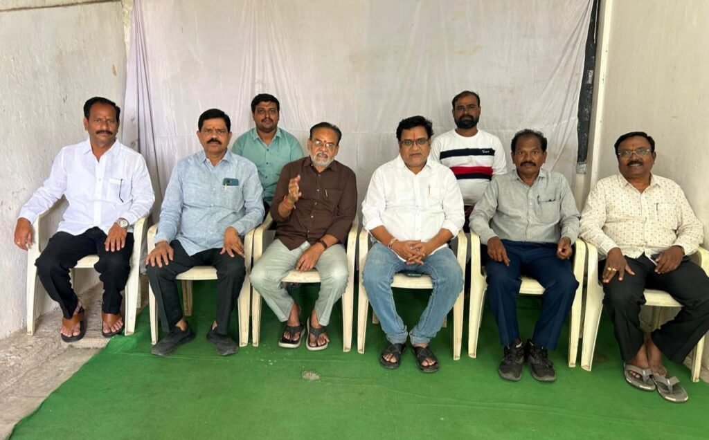 బుస్స ఆంజనేయులు ప్యానల్ ను రెడ్ క్రాస్ ఎన్నికల్లో గెలిపించండి