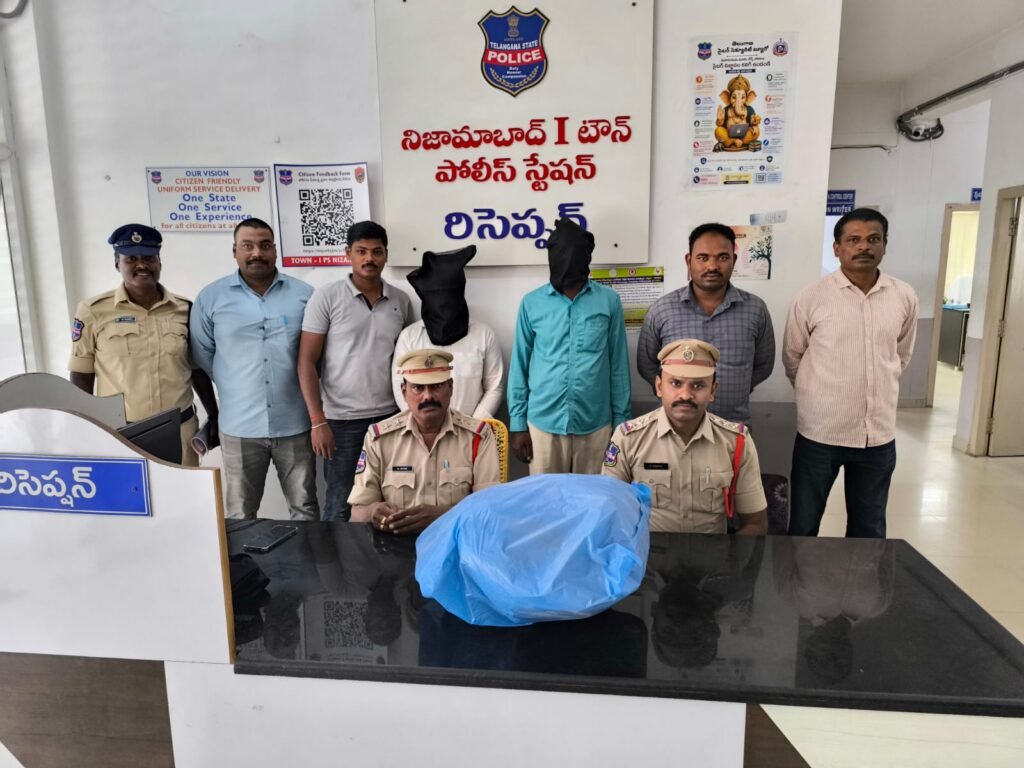 గంజాయి అక్రమ రవాణా కేసులో ఇద్దరి అరెస్ట్