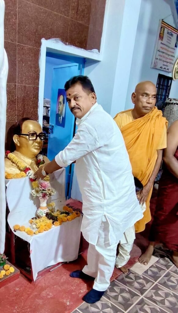 Gadugu Gangadhar visited the National Dhamma Kranti Shramanera Training Camp