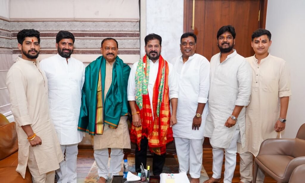 PCC President extends Dasara greetings to the Chief Minister